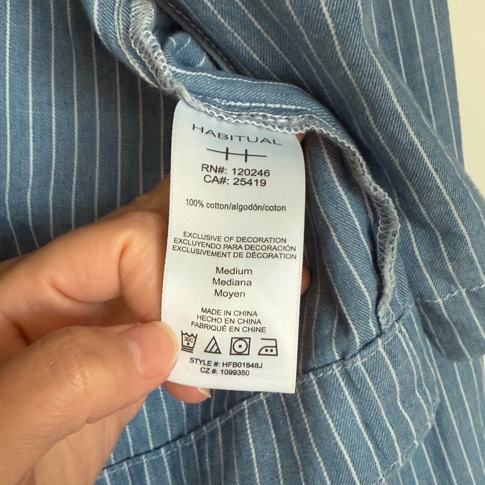 Habitual Cropped Jacket - Picture 4 of 4